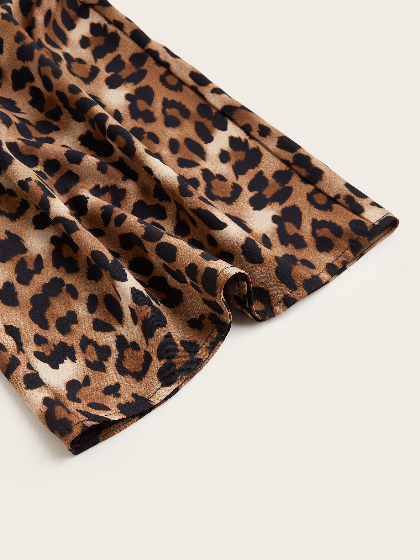 Women's Plus Size Leopard Print Wide Leg Pants - Elastic Waist, Loose Fit Casual Straight Leg Trousers For Spring Summer Fall, Lightweight Polyester Blend, Perfect For Beach Or Outdoor Outings - Image 5