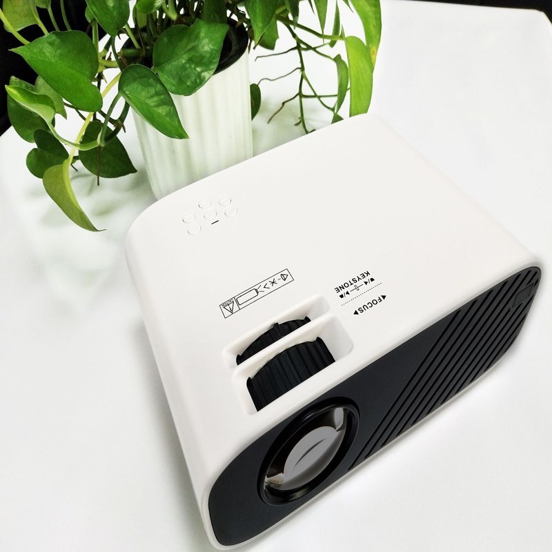 New portable projector - Image 3