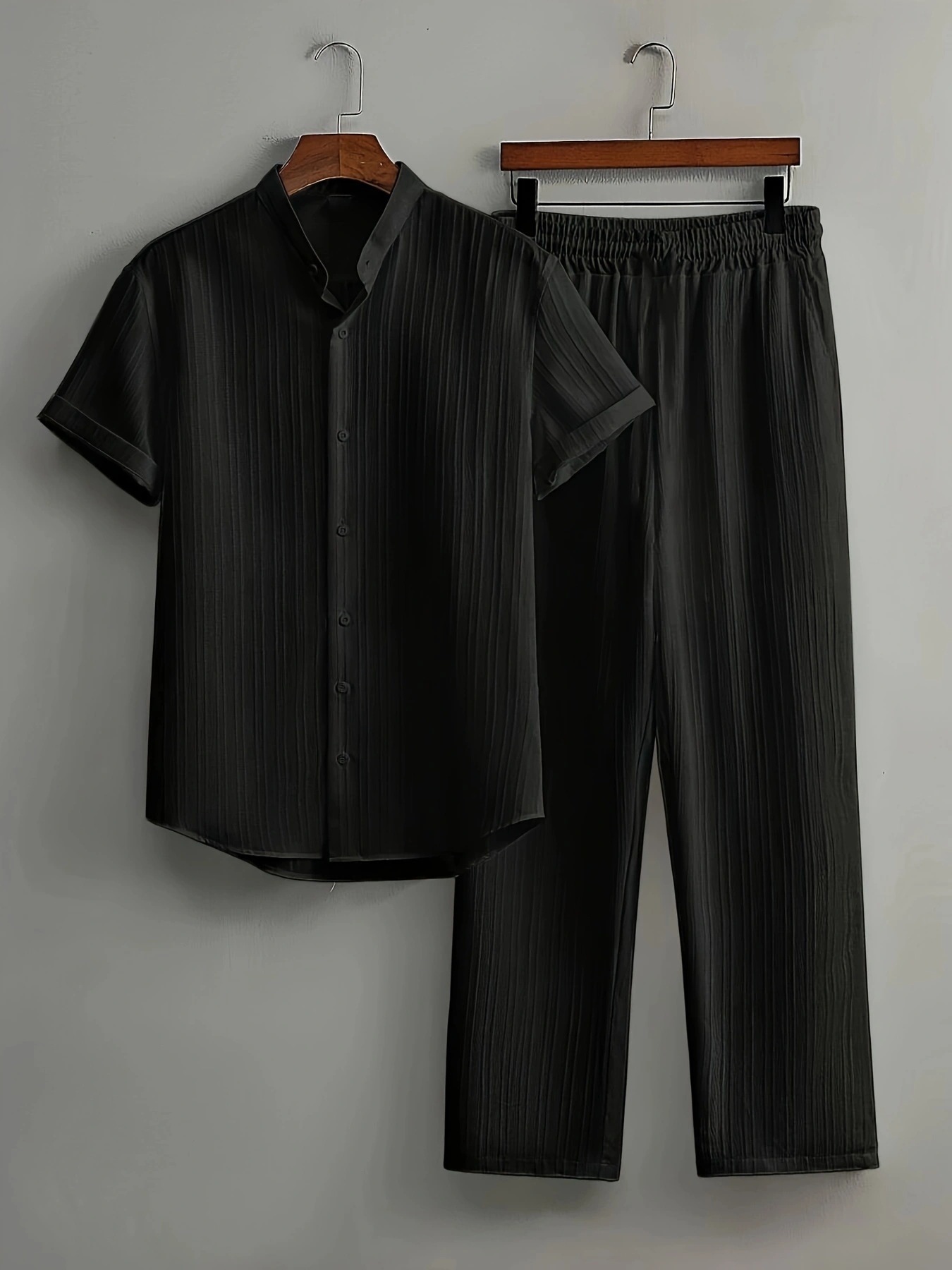 Men's Casual Multi-color Beach Short Sleeve Suit - Image 2